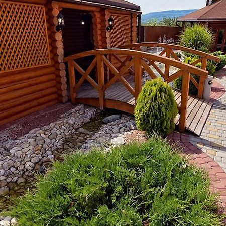 Візит Hotel Bushtyno Luaran gambar