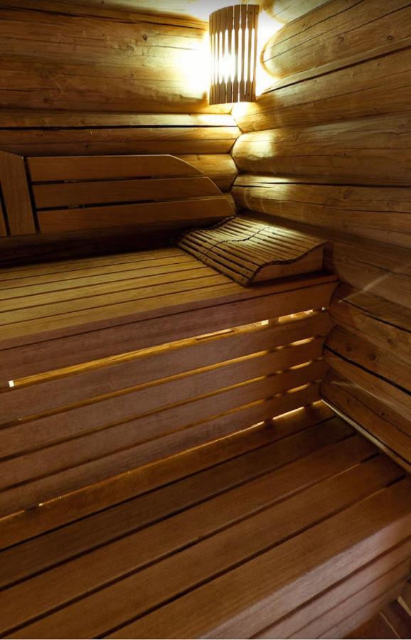Візит Hotel Bushtyno Luaran gambar