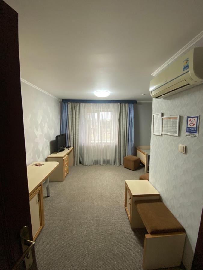 Візит Hotel Bushtyno Luaran gambar